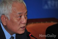 [포토]모두발언 하는 민주당 '김한길' 대표