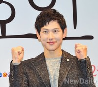 [포토]변호인 제작보고  임시완, 두 손 들고 파이팅