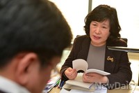 [포토] 인터뷰하는 정경희 박사