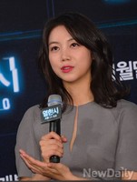 [포토]시사회 참석한 김옥빈