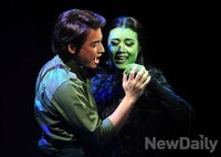 [포토]위키드 이지훈-옥주현, 초록마녀의 사랑