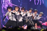 [포토]쇼챔피언 에이젝스, 구렁이가 능글능글