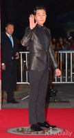 [포토]청룡영화상, 손들어 인사하는 박성웅