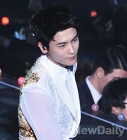 [포토]제국의아이들 박형식, 여배우 능가하는 각선미와 시스루