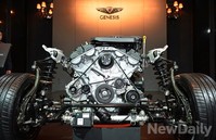 [포토]제네시스 신형, 내부는 어떻게 생겼나?