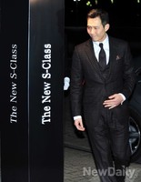 [포토]이정재, 훈훈한 입장~!