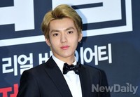 [포토]엑소의 쇼타임, 얼굴에서 빛이 나는 크리스