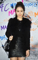 [포토]맥 스토어 오픈, 차분한 매력 넘치는 유인나