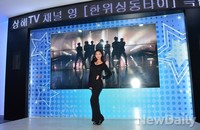 [포토]올블랙으로 멋을 낸 클라라, 재능기부에 한걸음에 달려와