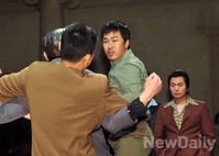 [포토]감격시대, 도비패 조달환의 드라마틱 한 등장