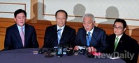 [포토]정국 정상화를 위한 4자회담에서 만난 여야 대표단