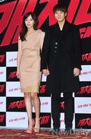 [포토]캐치미, 나란히 선 김아중-주원 선남선녀 포스