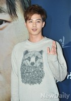 [포토]집으로 가는 길 VIP, 편안해 보이는 티셔츠 차림의 김지훈