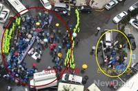 [포토]어버이연합-전국공무원노조, 마주보고 집회