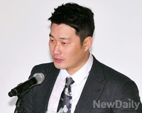 [포토]에이어워즈, 수상소감 말하는 오승환 선수