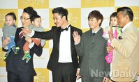 [포토]KBS연예대상 슈퍼맨이 돌아왔다 팀, 단연 돋보이는 사랑이와 쌍둥이