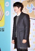 [포토]4남1녀 김재원, 덧니가 돋보이는 미소