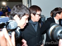 [포토]탁재훈, 묵묵부답 무거운 발걸음