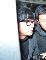 [포토]법원에 입장하는 이수근