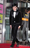 [포토]MBC방송연예대상, 걸음걸이도 젠틀한 유느님