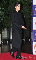 [포토]MBC연기대상 이장우, 롱코트가 어울리는 모델 기럭지