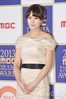 [포토]MBC연기대상 신은경, 심플한 디자인의 드레스에 돋보이는 미모