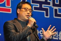 [포토]연설하는 변희재 미디어워치 대표
