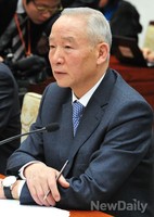 [포토]국정원 개혁특위 참석한 남재준 국정원장