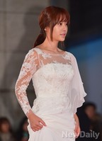 [KBS연기대상] 입장하는 황정음