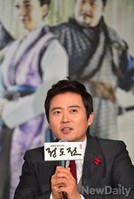 [포토]정도전, 정몽주 역 맡은 임호 