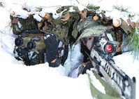 [포토]눈 위의 특전사, 적을 감지하는 눈빛