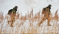 [포토]눈쌓인 황병산, 특전사들의 훈련