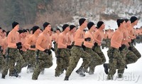 검은베레 특전사의 겨울나기, 설한지 극복훈련 공개