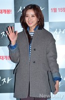 [포토]살인자 시사회, 매력적인 미소 발산하는 이청아