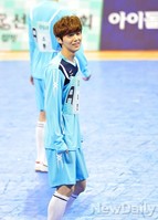 [포토]아육대 엑소 루한, 풋살경기장에서도 해맑은 꽃미소