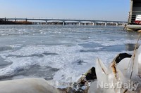 [포토]올들어 최강 한파 '꽁꽁' 얼어붙은 한강