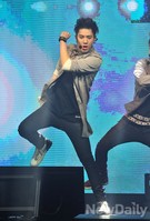 [포토]갓세븐 막내 유겸, 파이팅 넘치는 댄스