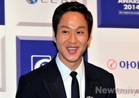 [포토]해맑은 미소의 배우 정우