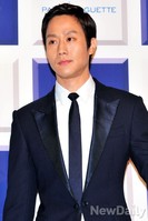 [포토]정우, 특별상 수상하러 왔어요~!