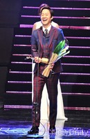 [포토]아시아모델어워즈 , '내가 대세남 ! 수상소감 말하는 정우