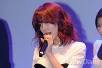 [포토]레인보우 블랙 우리, 빨려들어갈 듯 아찔한 시선