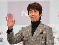 [포토]응급남녀, 손흔드는 이필모