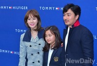 [포토]안정환-이혜원 부부, 딸과 함께 나들이