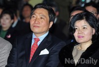 [포토]출판기념회, 미소 띈 얼굴의 이학재 의원