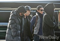 [포토]샤이니 공항룩, 아이고 춥다! 패션도 좋지만 따뜻하게~