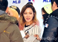 [포토]미쓰에이 팬사인회 지아, 환하게 웃는 모습 '반하겠네~'