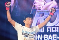 [포토]로드 FC 윤형빈, '승리를 향한 다짐' 두 주먹 위로 번쩍