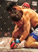 [포토]로드 FC, 윤형빈-타카야츠쿠다 필사의 접전