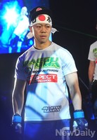 [포토]로드  FC 타카야 츠쿠다, 입장 할 때의 당당함