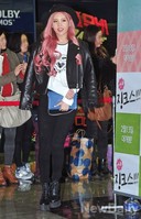 [포토]연애징크스 VIP 티아라 큐리, 분홍 머리가 돋보이는 올블랙패션